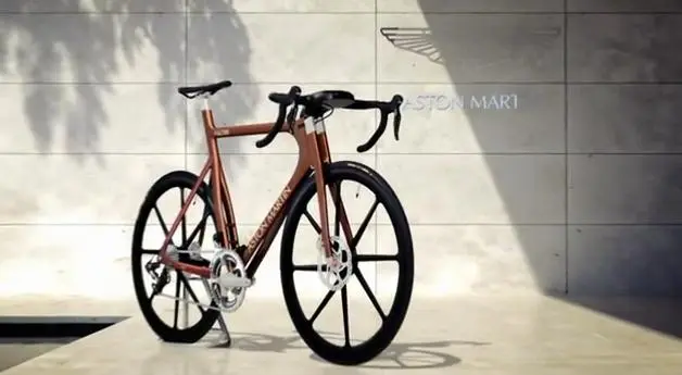 A high-tech computer system underpins the claim of "most technologically advanced road bicycle"