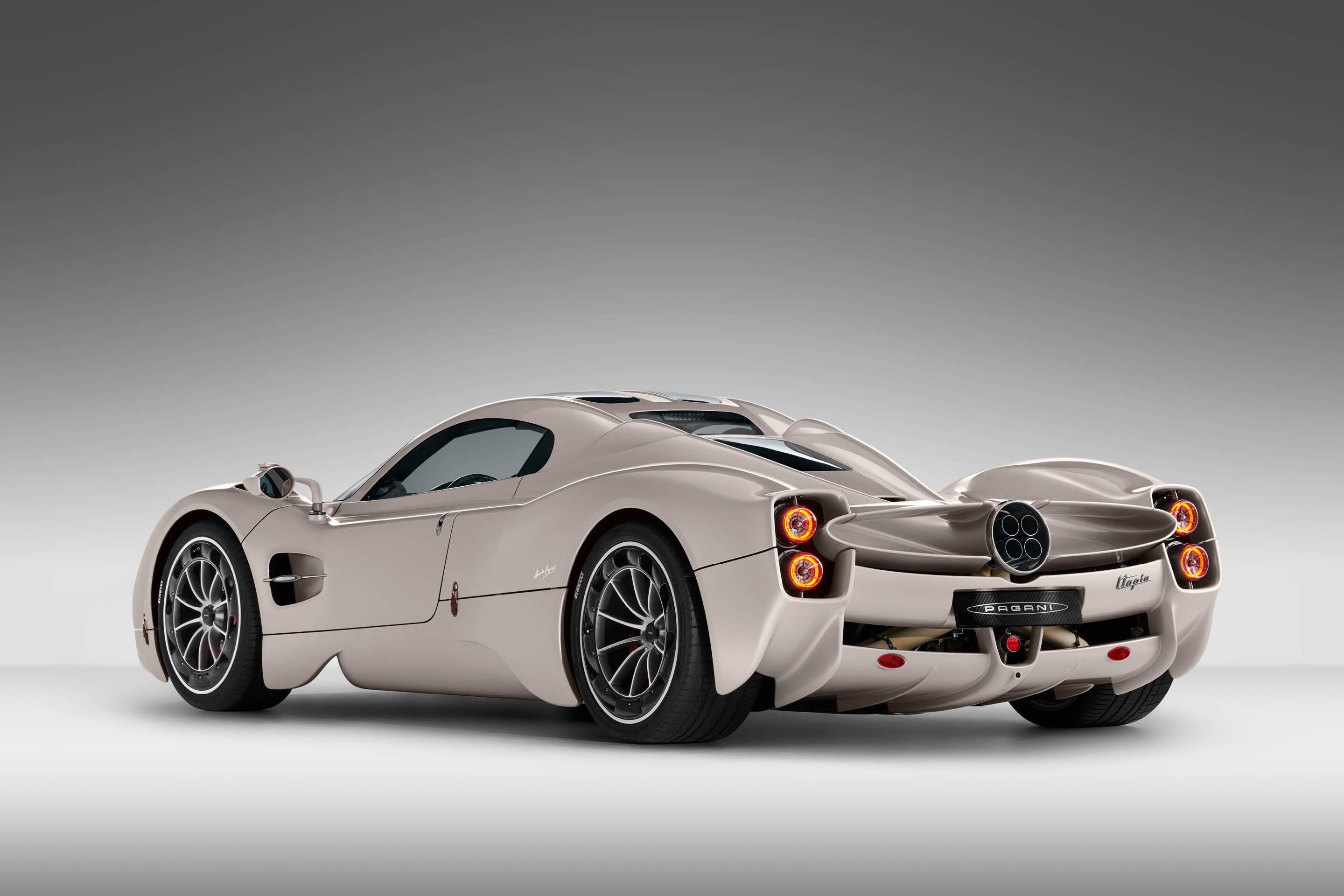 Pagani Huayra Concept Roadster Features Artistic Car Design with Dynamic  Technology - Tuvie Design