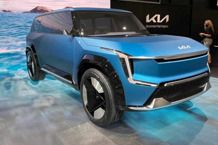 Kia debuts the Concept EV9 at the 2021 LA Auto Show