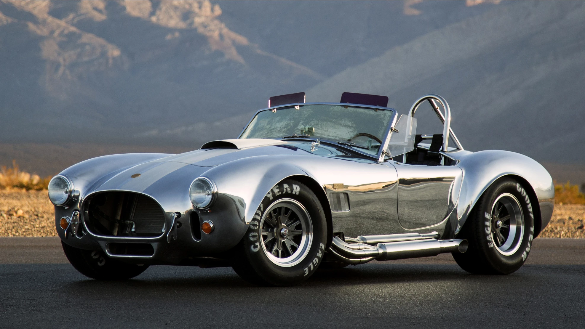 Those prices are both quoted without drivetrain, and to retain the lines of the car around the bonnet area, (not to mention the spirit of the beast), you'll need to fit a normally-aspirated big block engine which will run from US$50,000 for a 400 horsepower set-up, through to over 700 hp at around an extra US$70,000. In other words, a 700 hp 427 Shelby Cobra, with full paperwork will set you back US$250,000 and will probably begin appreciating in value before you get your hands on it.