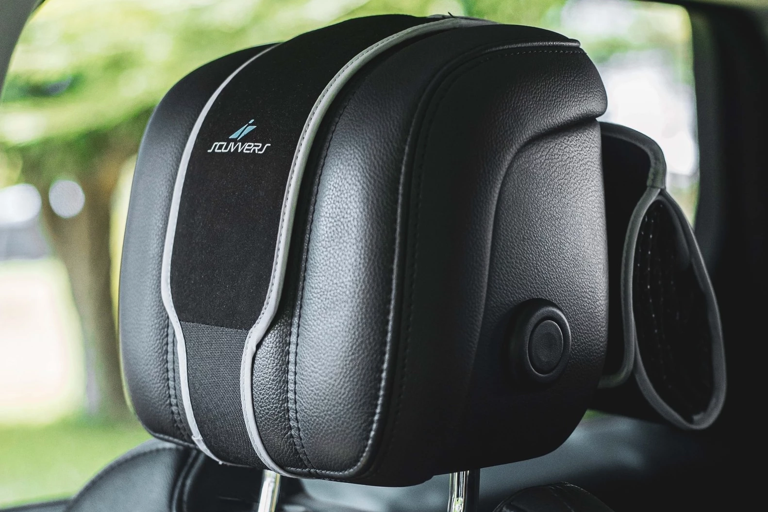 Scuvvers stay out of the way when not in use