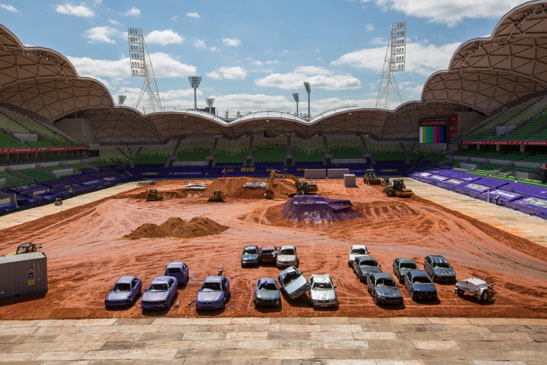 The stadium is transformed ahead of the car squashing spectacular (Photo: Noel McKeegan/Gizmag.com)