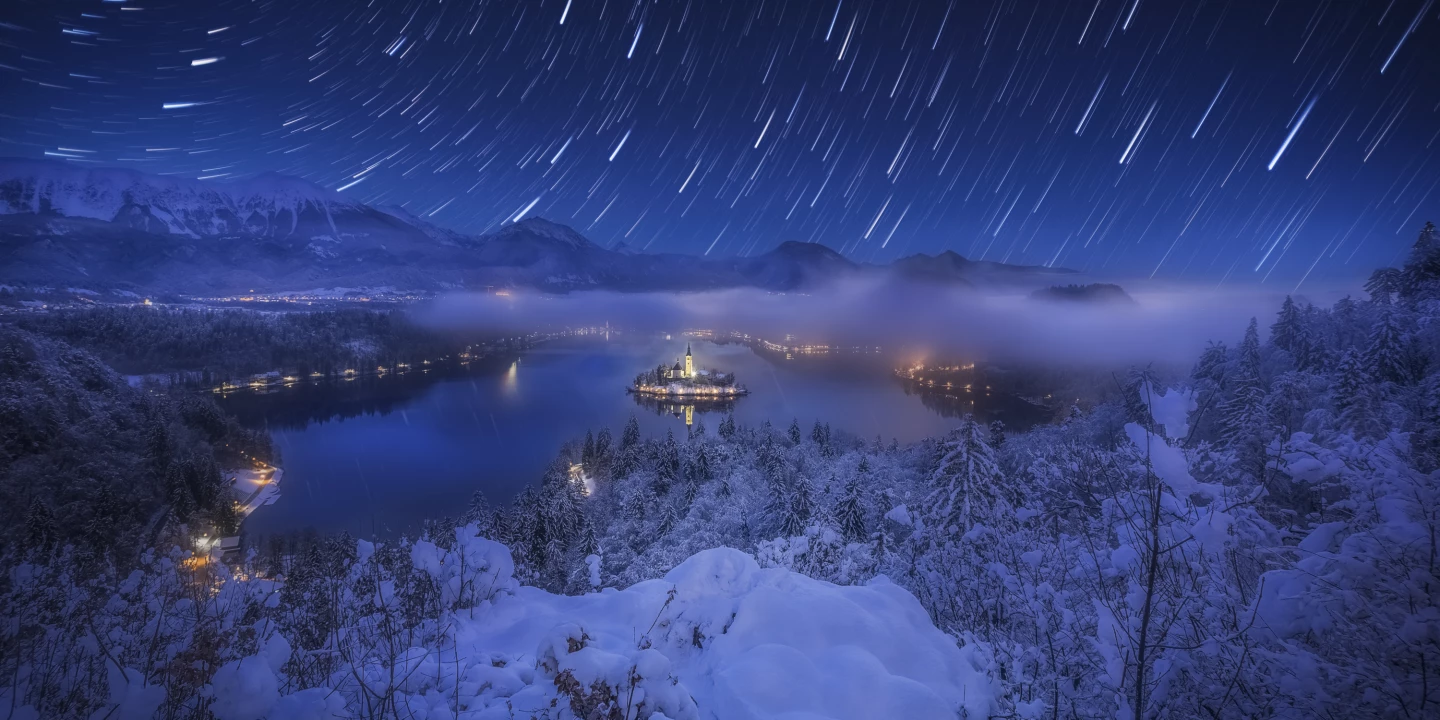 7th Place, Amateur - Nature. Glowing Night. Lake Bled