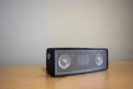 Stackable speakers let you build your own wall of sound