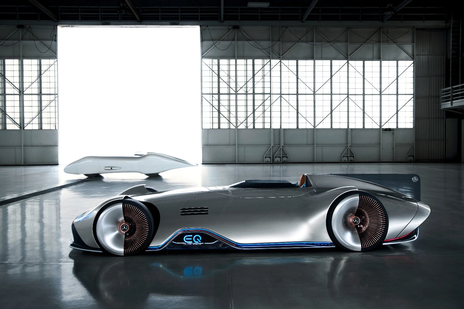 Each wheel of the Vision EQ Silver Arrow concept contains 168 lightweight aluminum spokes painted in rose gold