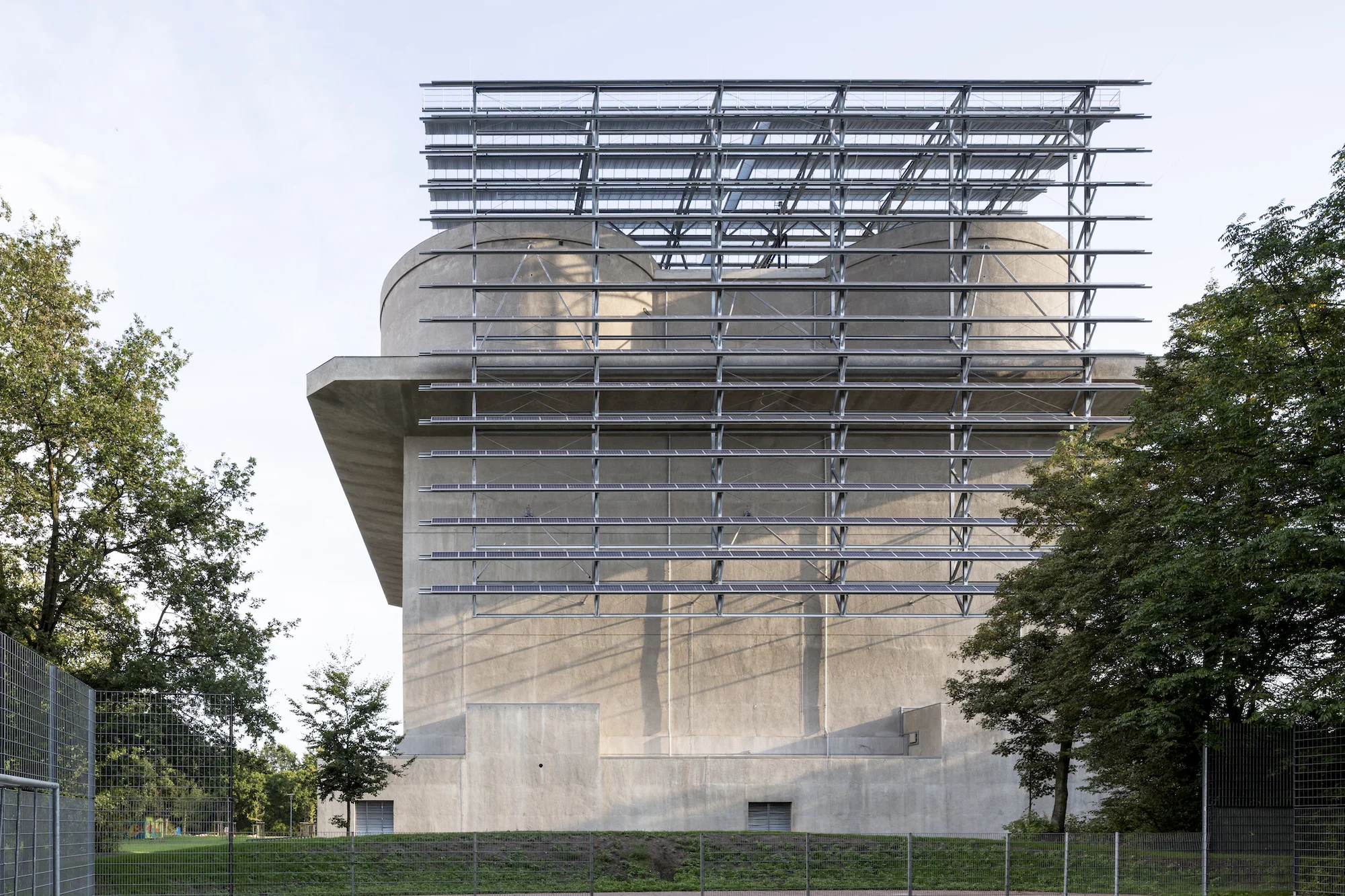 When operating at full capacity it will provide up to 3,000 homes with heating, and another 1,000 households with electricity (Photo: IBA Hamburg GmbH / Bernadette Grimmenstein)