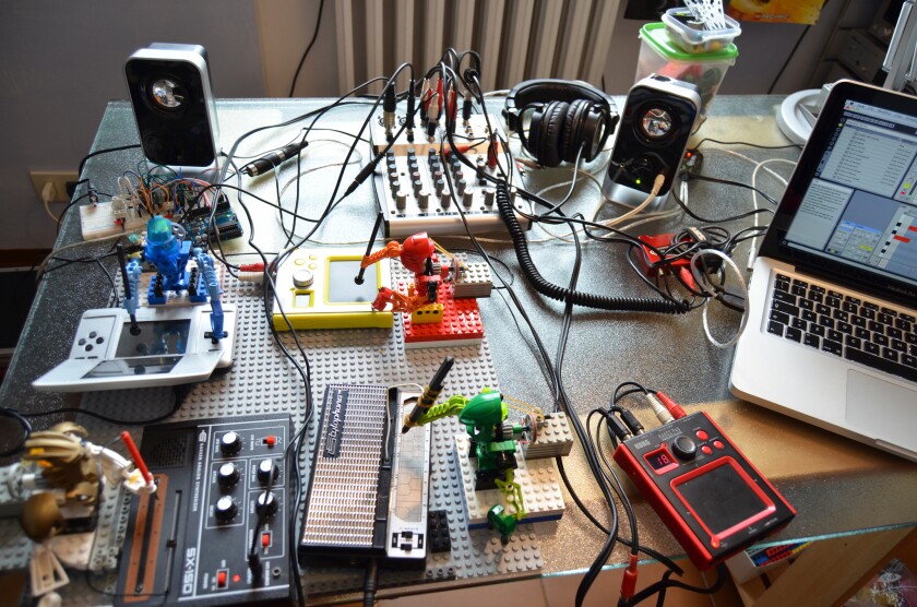 An Italian music producer created the Toa Mata Band out of tiny robotic LEGO figures programmed to play a variety of instruments