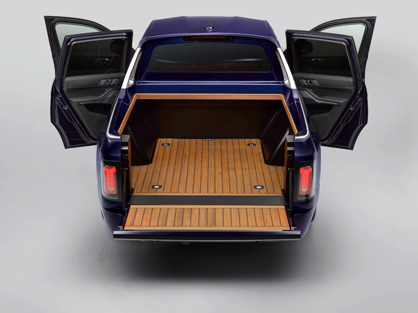 BMW used an X7 test truck that would have otherwise been destroyed