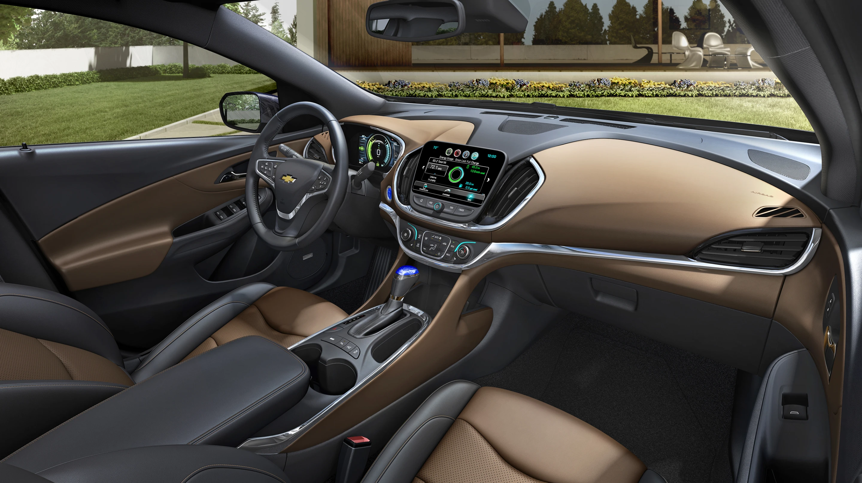 Chevy offers the option of leather-appointed seating (Photo: General Motors)