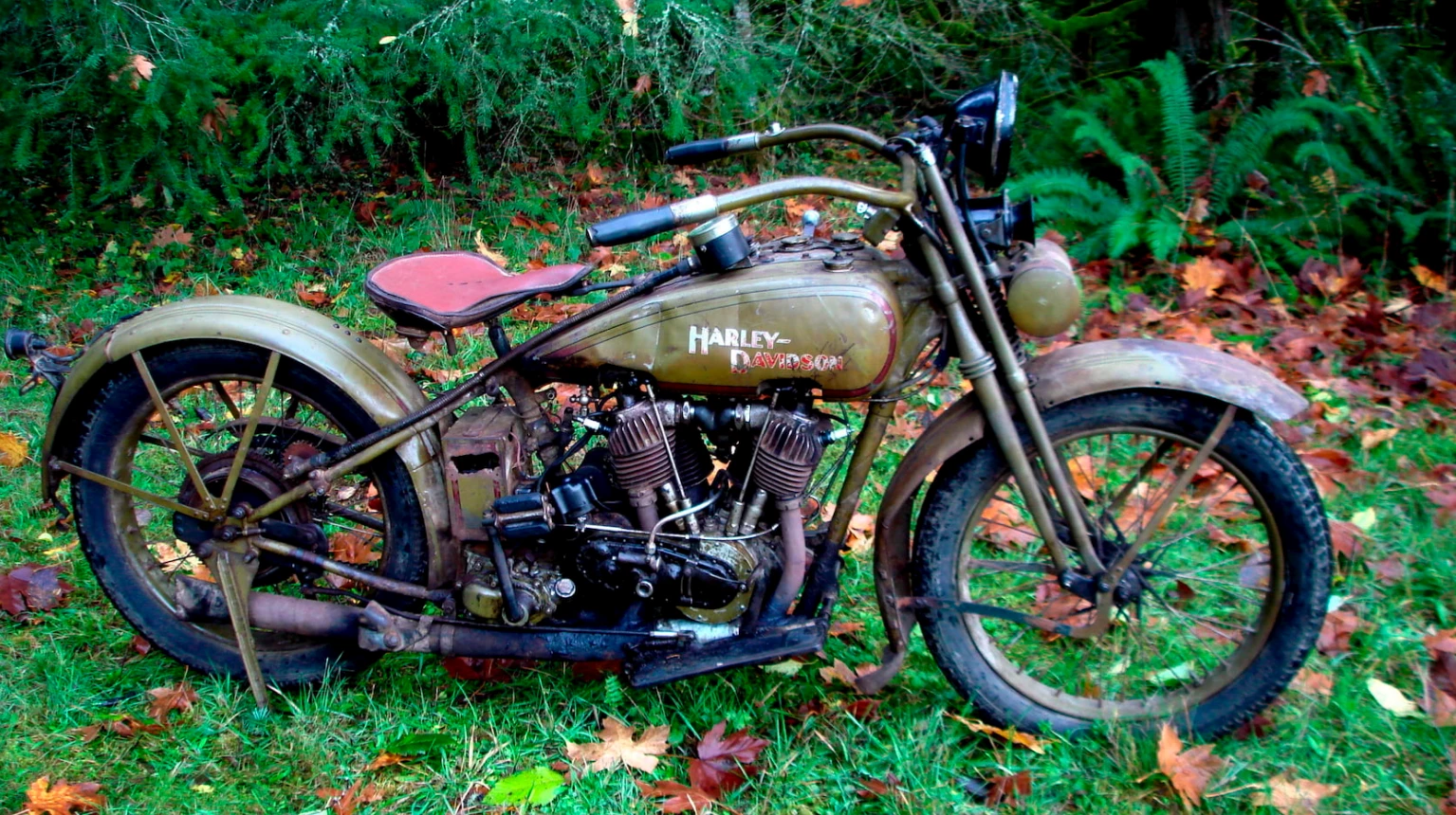 Three Harley JD models sold in Vegas with the cheapest of the three at $25,875. Another 1927 model sold for $27,500, while this bike, an unrestored, very original 1926 model sold for $60,500. A very original 1917 Model J sold for $95,700.