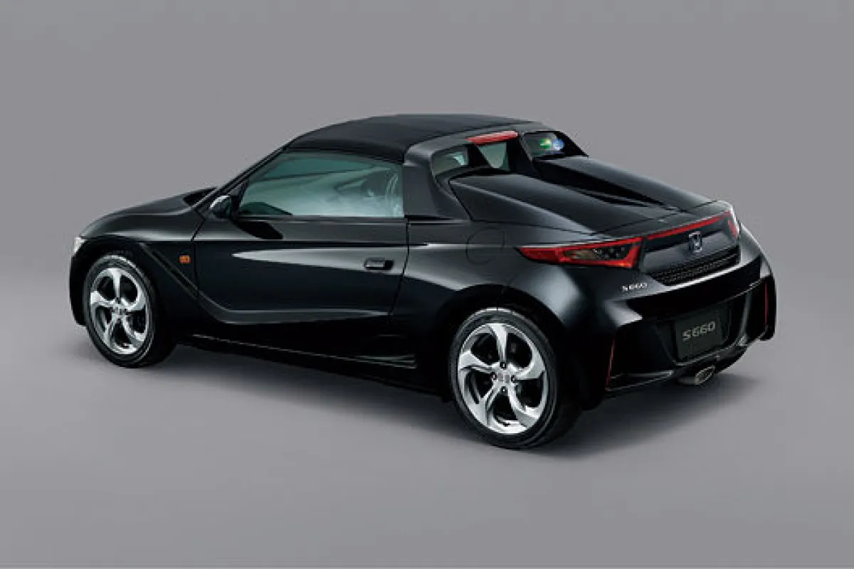 Honda has announced that the S660 and S660 Concept Edition will go on sale in Japan starting April 2nd