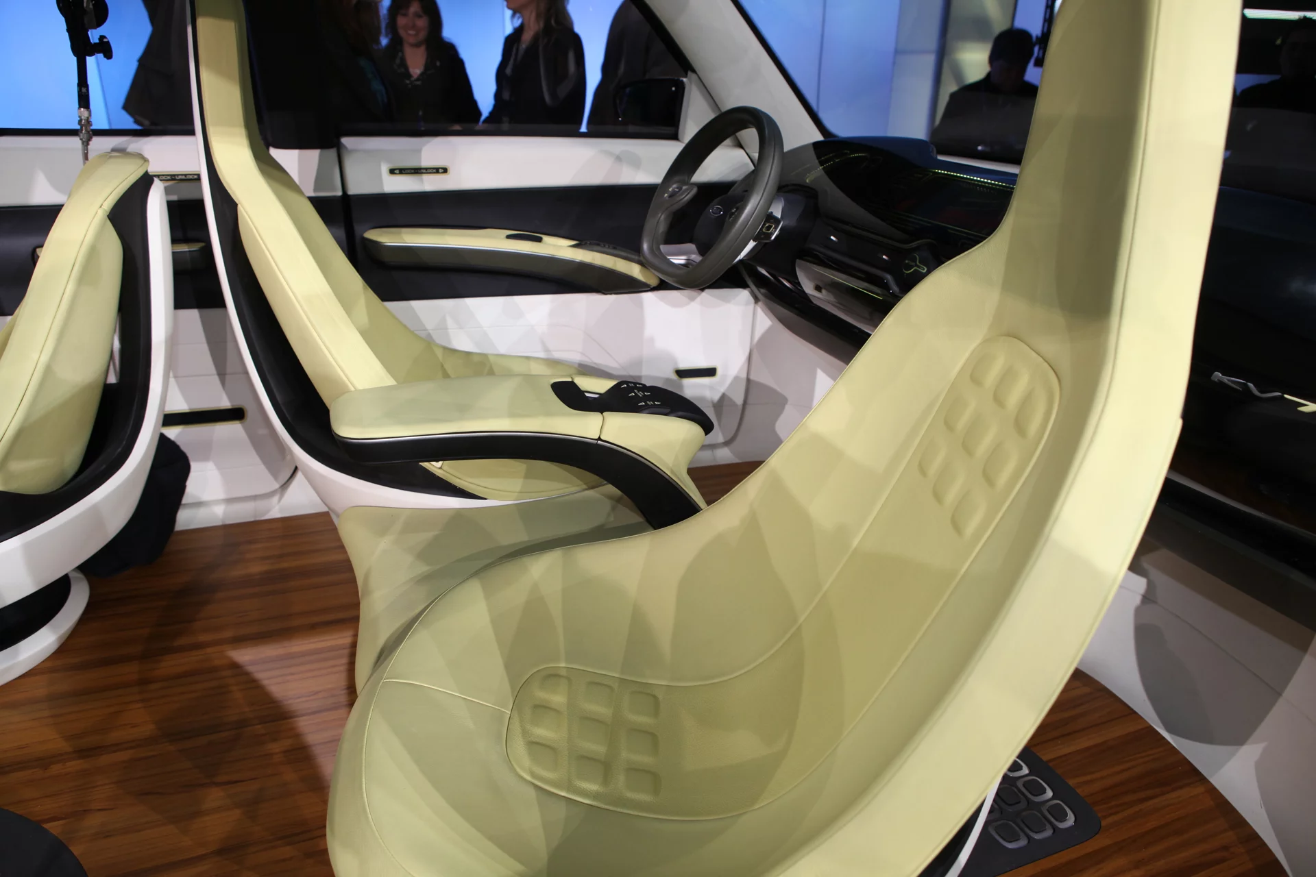 Kia KV7 Concept at the Detroit Auto Show