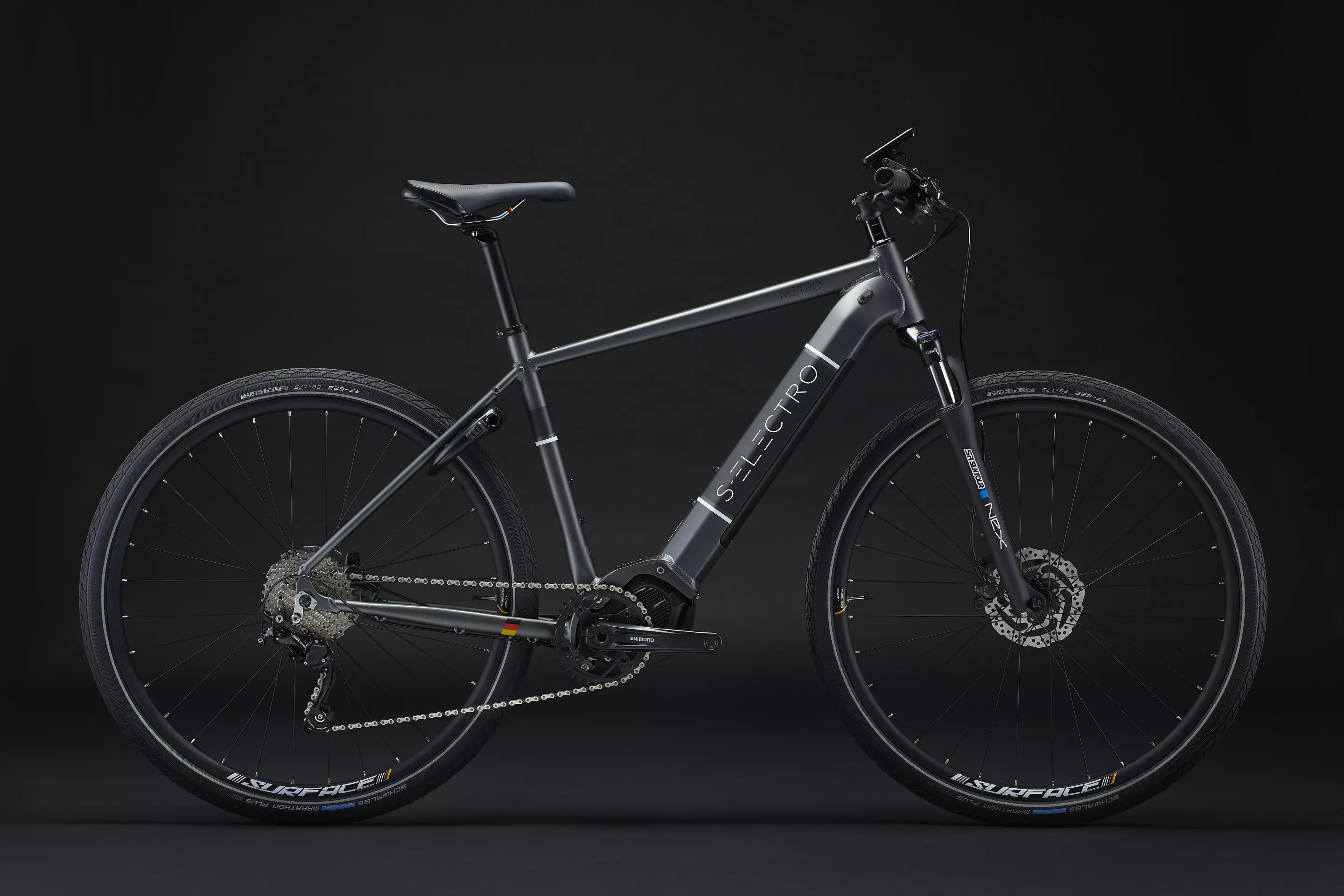 The geometry of the S-Electro Metro puts the rider in an upright position for improved visibility in city traffic