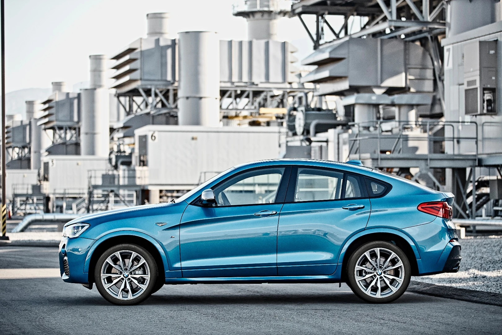 The M40i will hit 100 km/h in just 4.9 seconds
