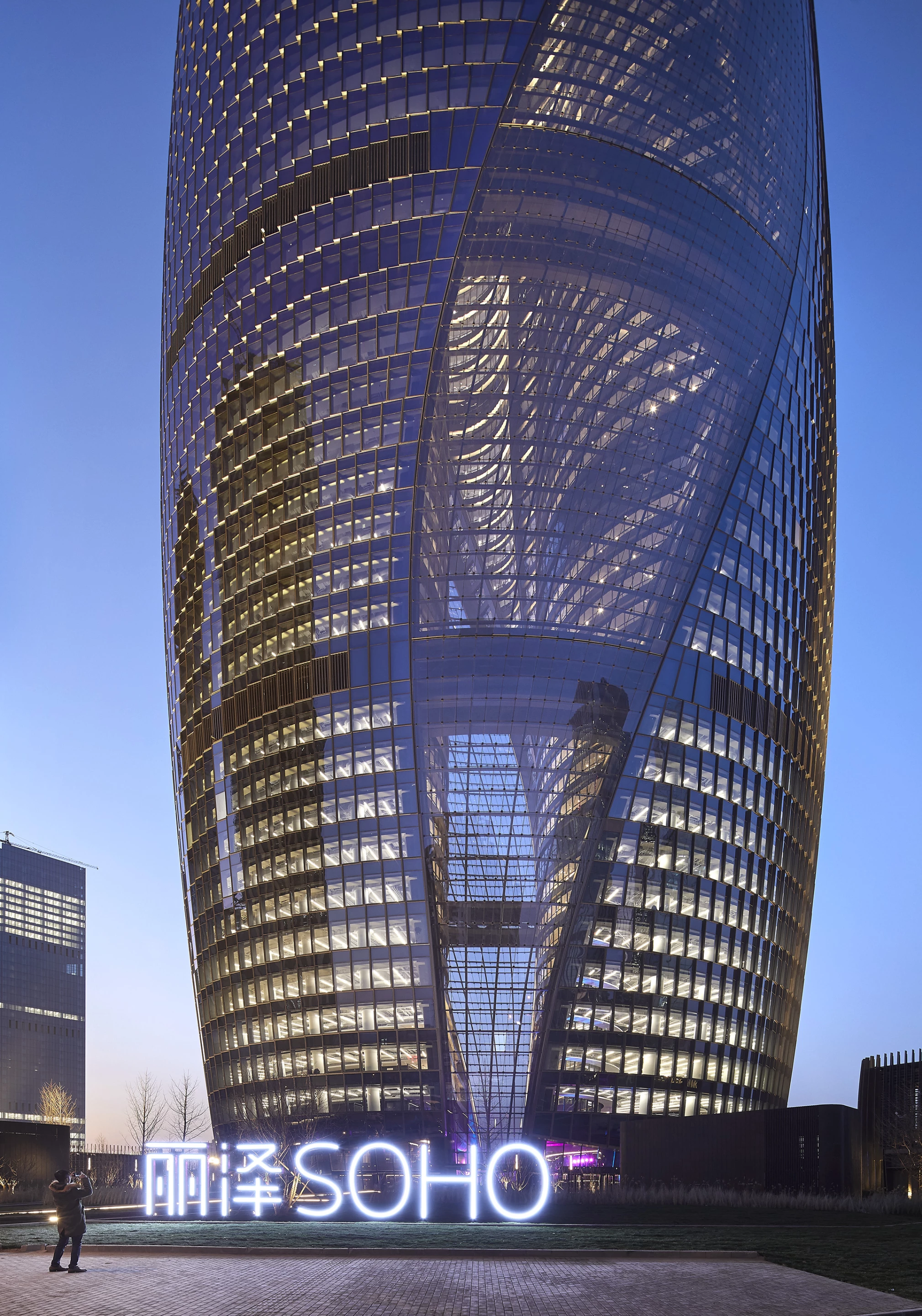 Leeza Soho has been in the works since 2013 and straddles a subway tunnel that runs directly underneath