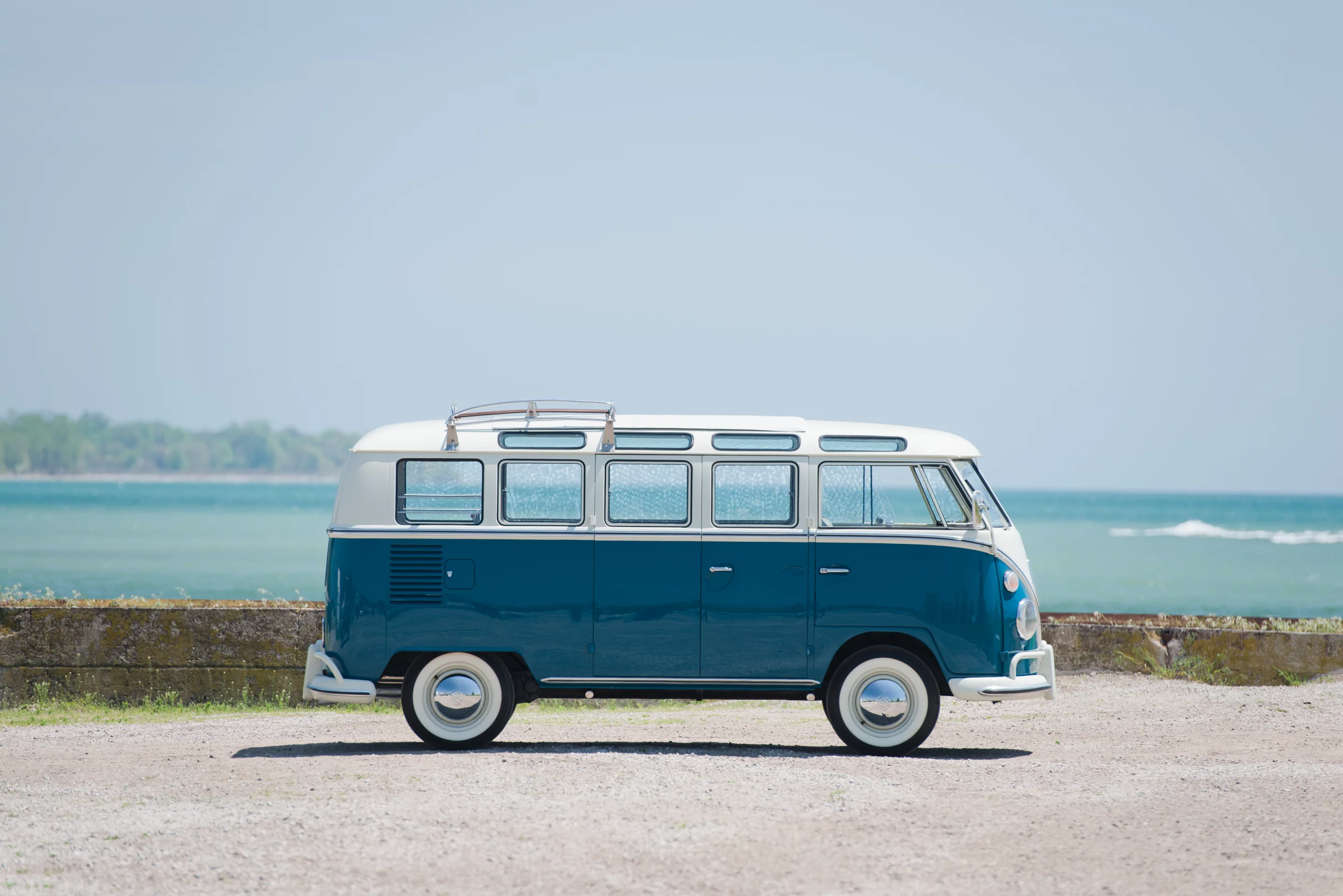 1966 Volkswagen 21-Window Deluxe Micro Bus. Auctioneer's Estimate: US$90,000 - US$120,000 Image: Darin Schnabel Official Auction Description and Images
