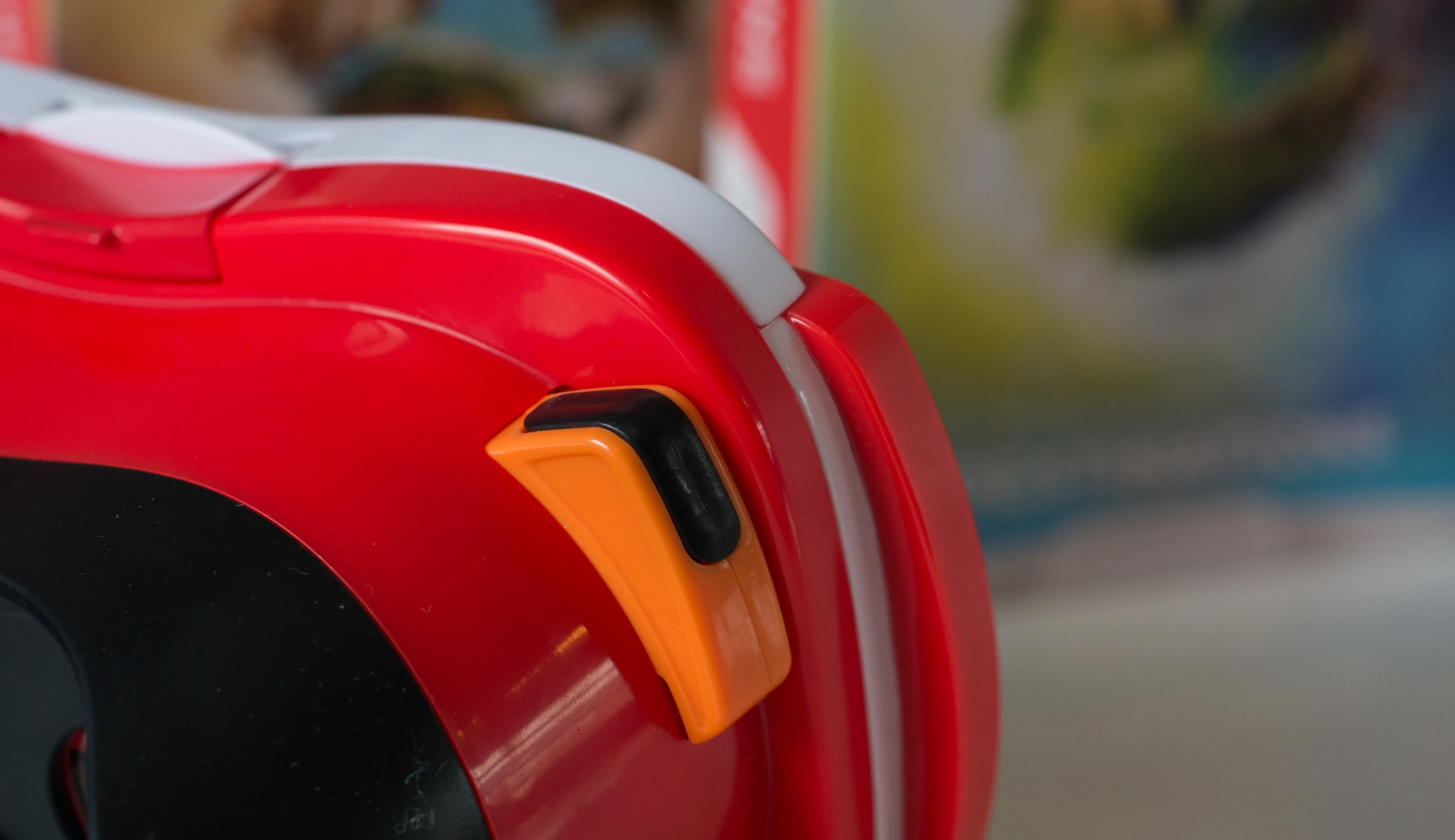 The chunky trigger on the Mattel View-Master VR is ideal for little fingers