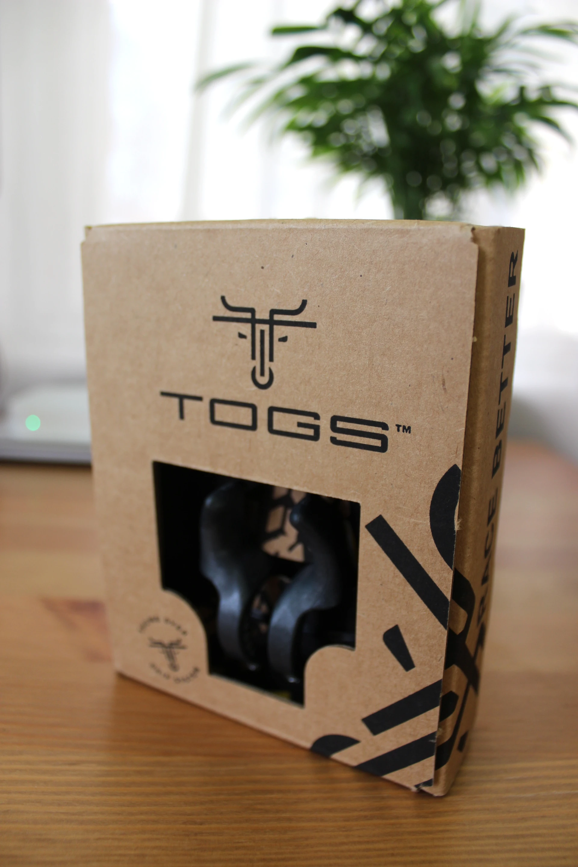 Togs are available now in six color choices, priced at $25 a pair (Photo: Ben Coxworth/Gizmag)