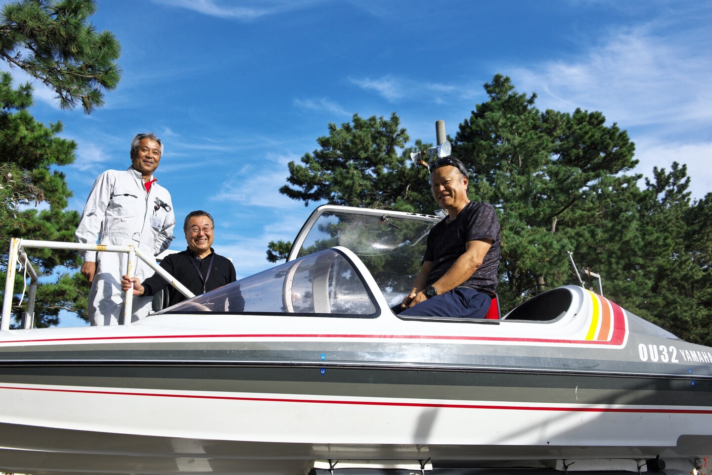 Yamaha engineers with the restored 1988 OU-32 Hydrofoil