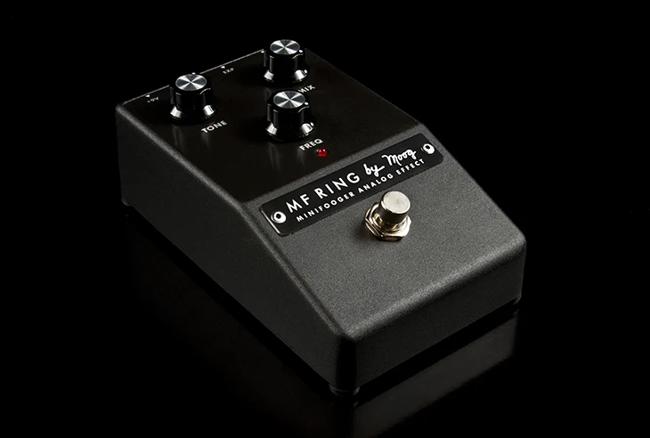 The Moog MF Ring has been based on Moog's Moogerfooger MF-102 ring modulator