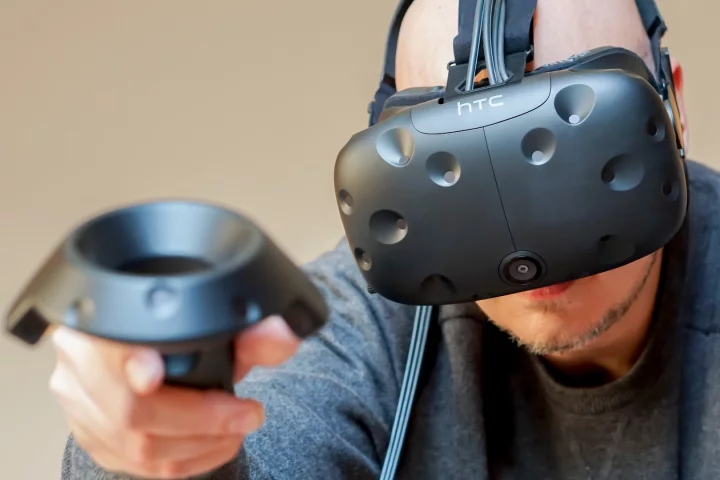 After eight months, New Atlas re-reviews the HTC Vive