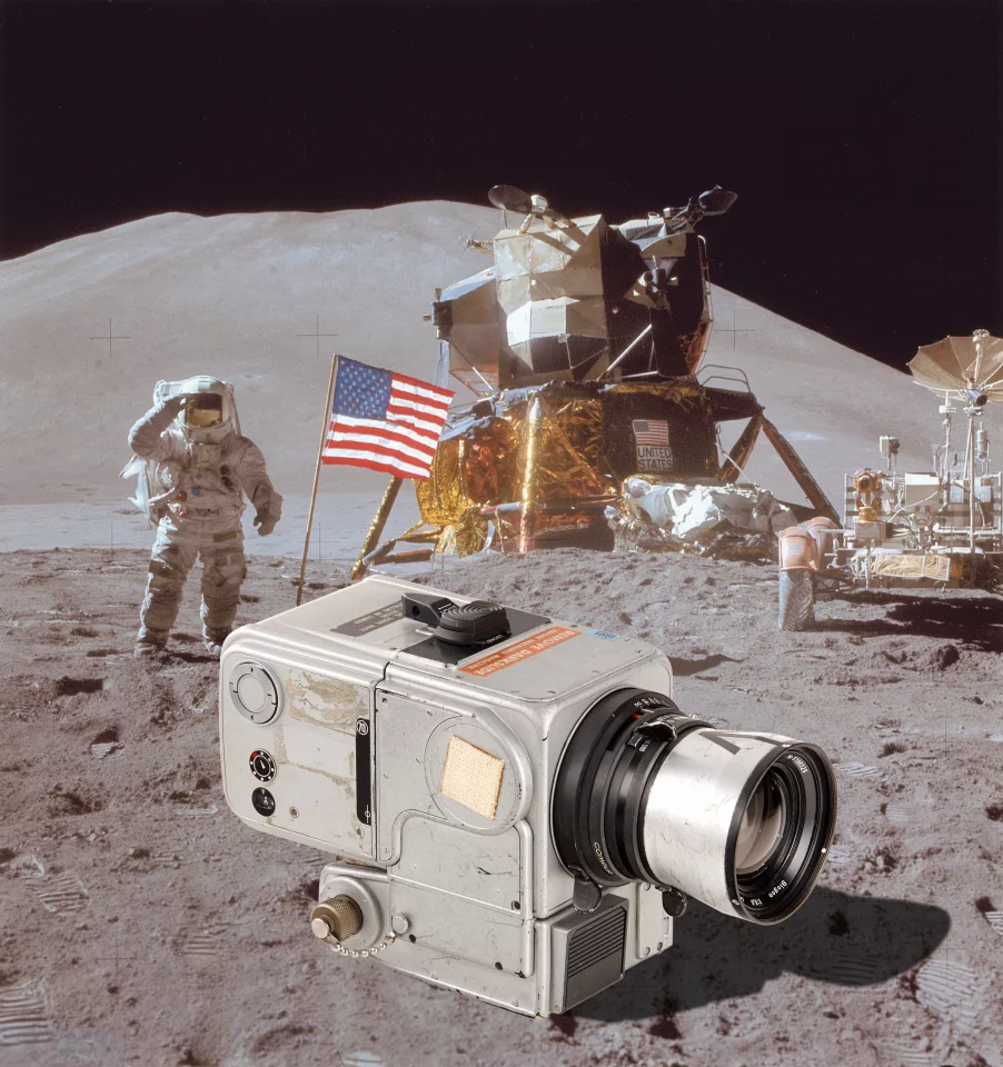 Starting bid for the Hasselblad is €80,000 (US$108,000) (Image: NASA/Westlicht)