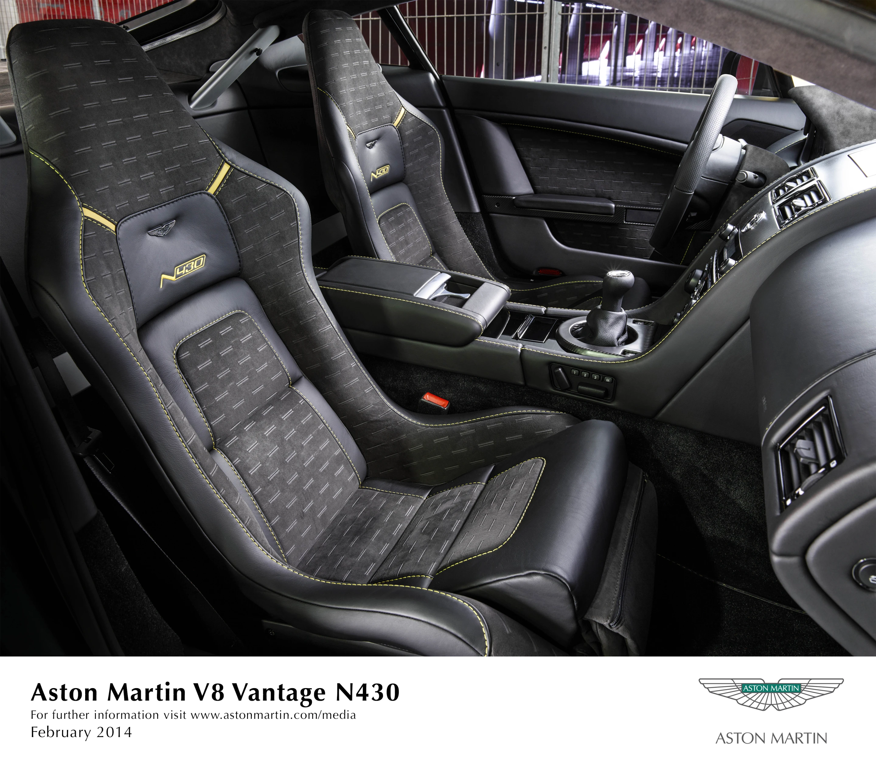 The Vantage N430 has lightweight Kevlar and carbon fiber seats