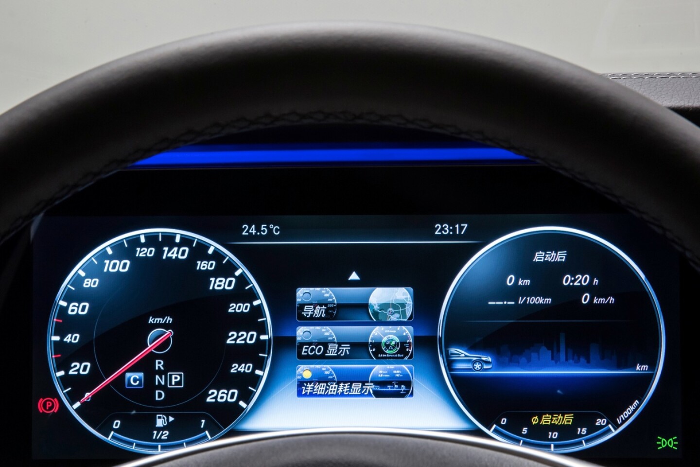Virtual instruments show vehicle information
