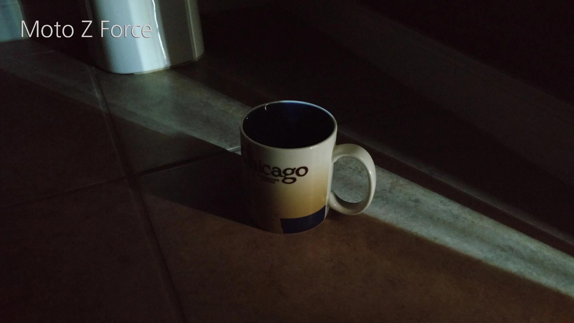 Moto Z Force Droid camera sample: Indoors, poor light