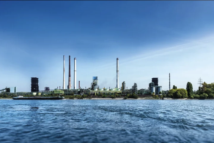 Thyssenkrupp has announced a US$1.9 billion investment that will accelerate its green steelmaking transition, using promising new technology that obviates the need for high-grade iron ore