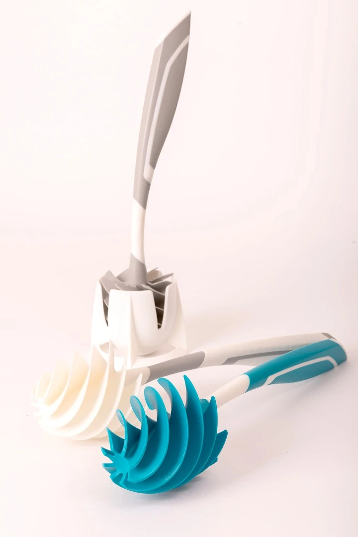 Because the shape of the blades allow for air to flow through the brush, it is said to retain less water in the aftermath
