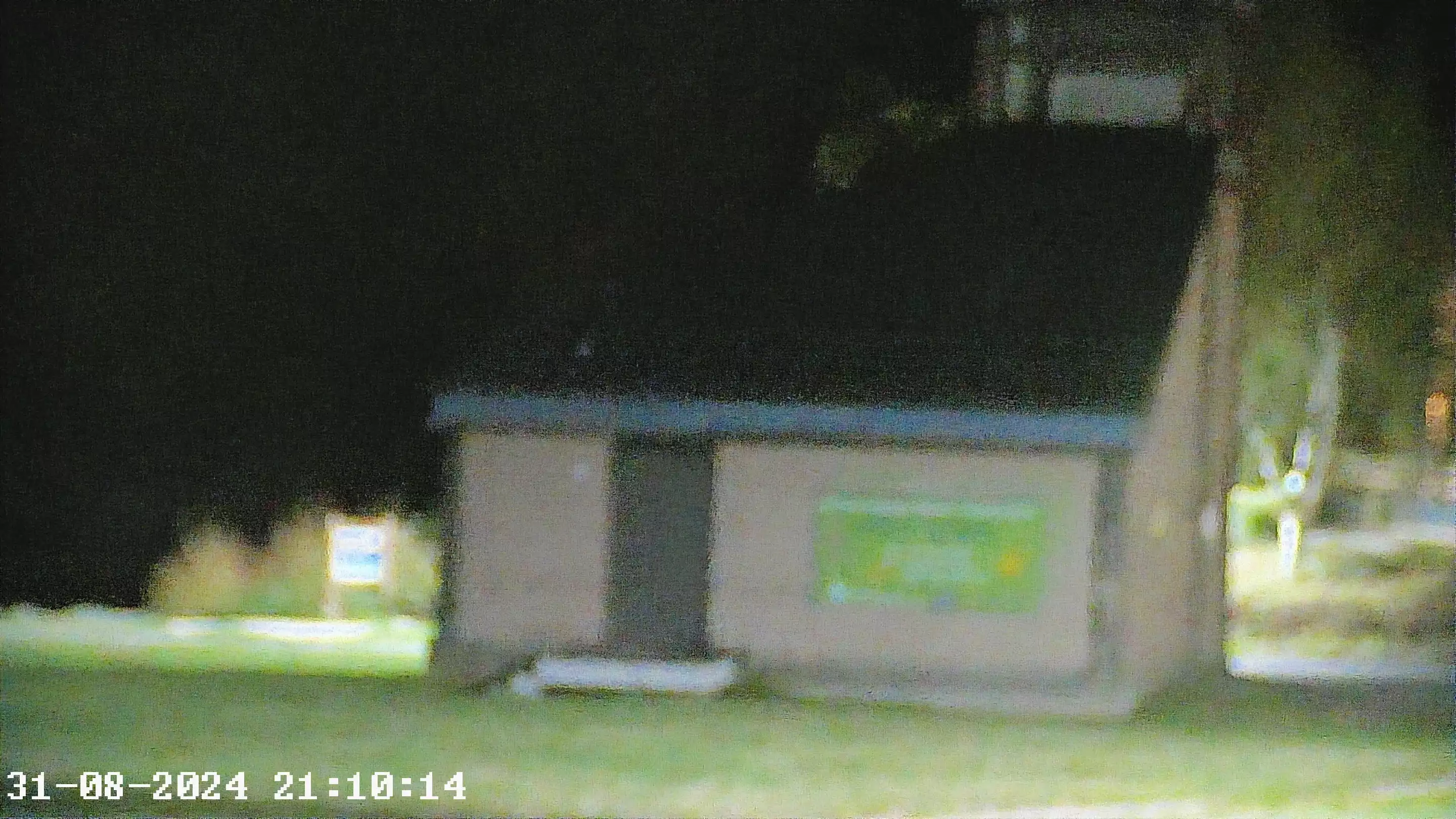 Park structure in darknesss taken by the Seemor 200