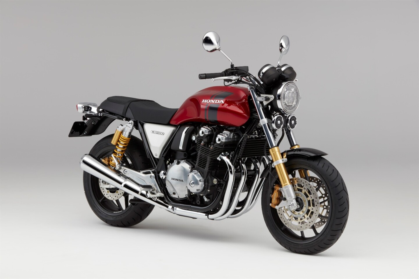 The 2017 Honda CB1100RS in Candy Prominence Red color