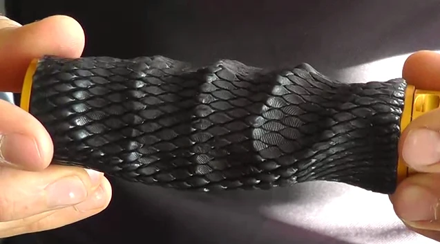 According to the designers, not only should the increased contact area allow users to maintain a more secure hold of their bars, but the grips should also allow for more hand comfort by minimizing unyielding pressure points