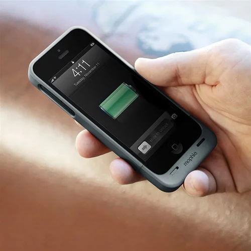 Holding the mophie juice pack helium
