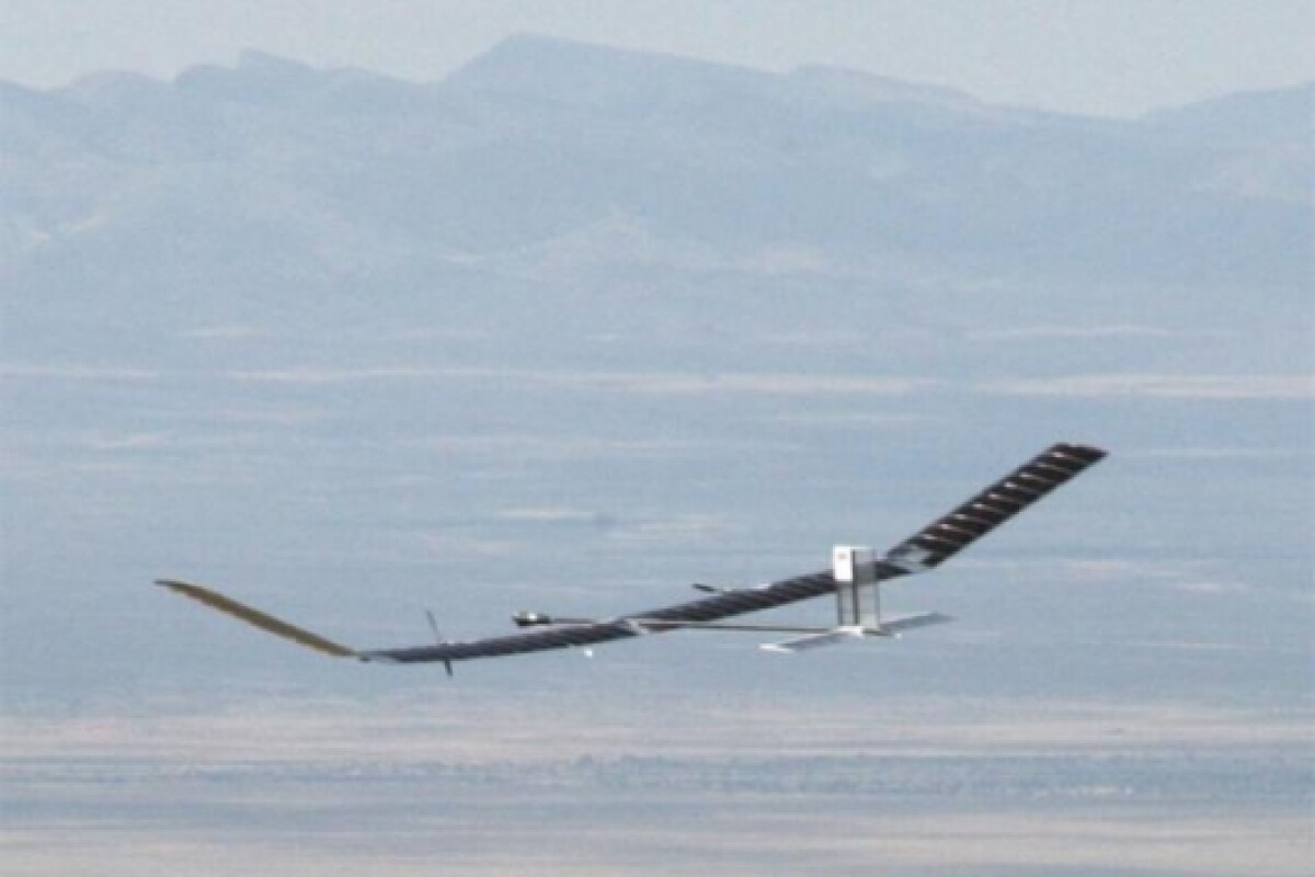 Solarpowered Zephyr smashes record for the longest unmanned flight
