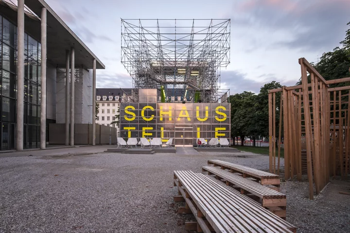 Schaustelle was designed by Jürgen Mayer H. (Photo: Photographs of Architecture)