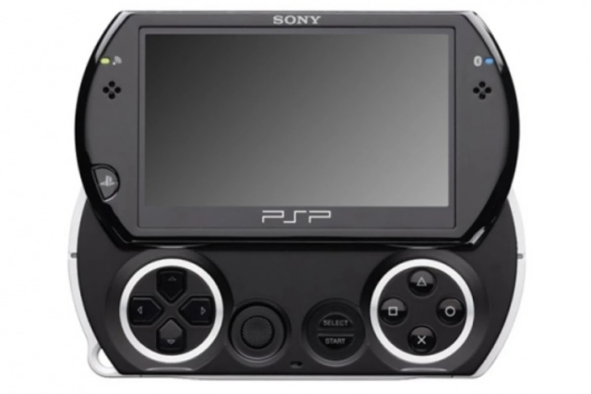 The screen slides up to reveal the familiar gaming controls
