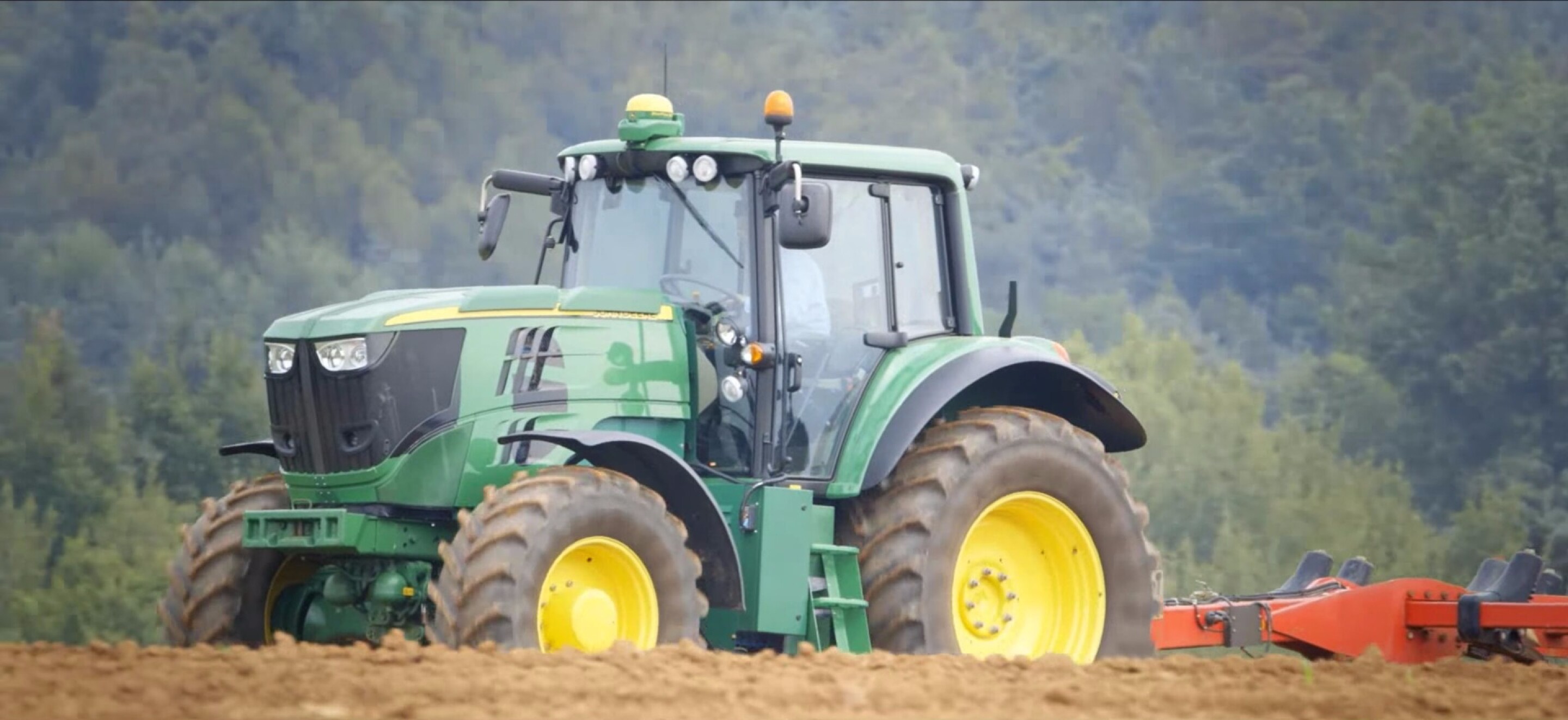 John Deere's electric tractor A vision of zero emissions farming