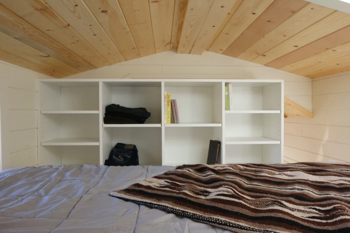 The Innisfree Anarres' main bedroom includes some storage space