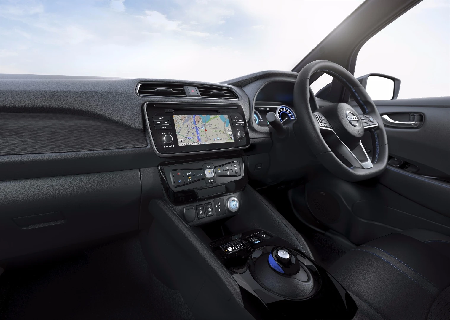 CarPlay and Android Auto will be available in the new Nissan Leaf