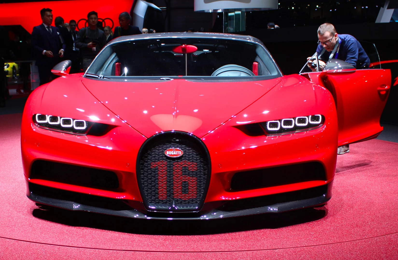 The large "16" on the nose of the Bugatti Chiron Sport refers to the 16 cylinders of the engine powering the supercar