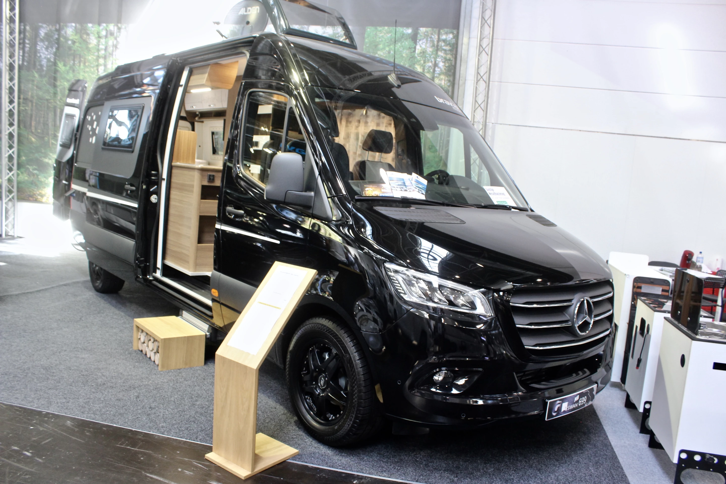 We spotted the Bravia Swan 699 once again at the 2019 Caravan Salon in September