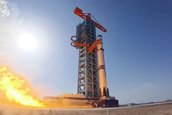 The ZQ-3 firing its engines in a static test