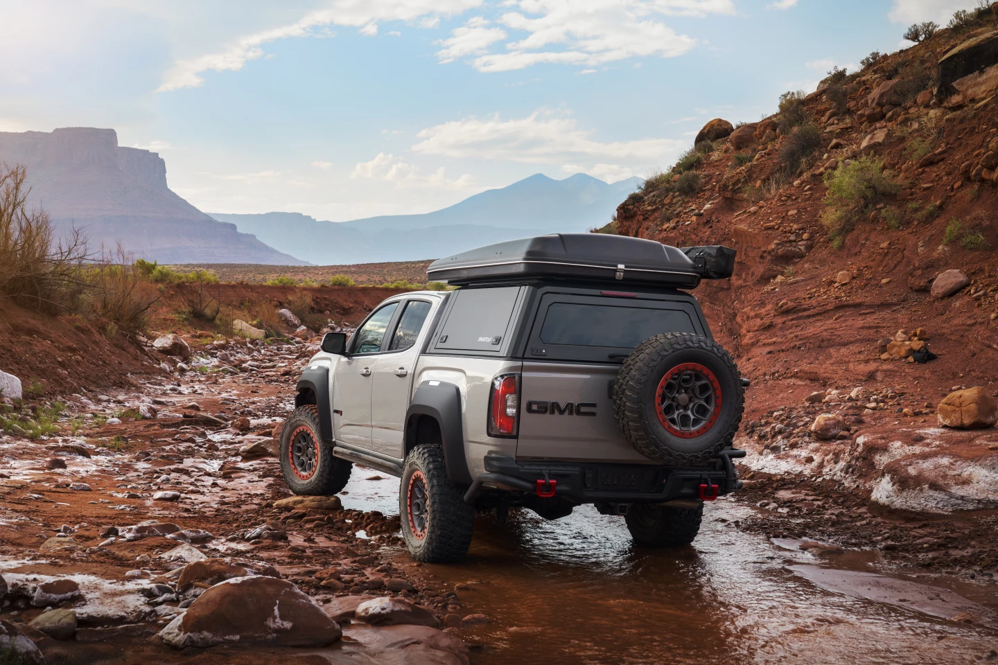The GMC Canyon AT4 has both front and rear locking differentials