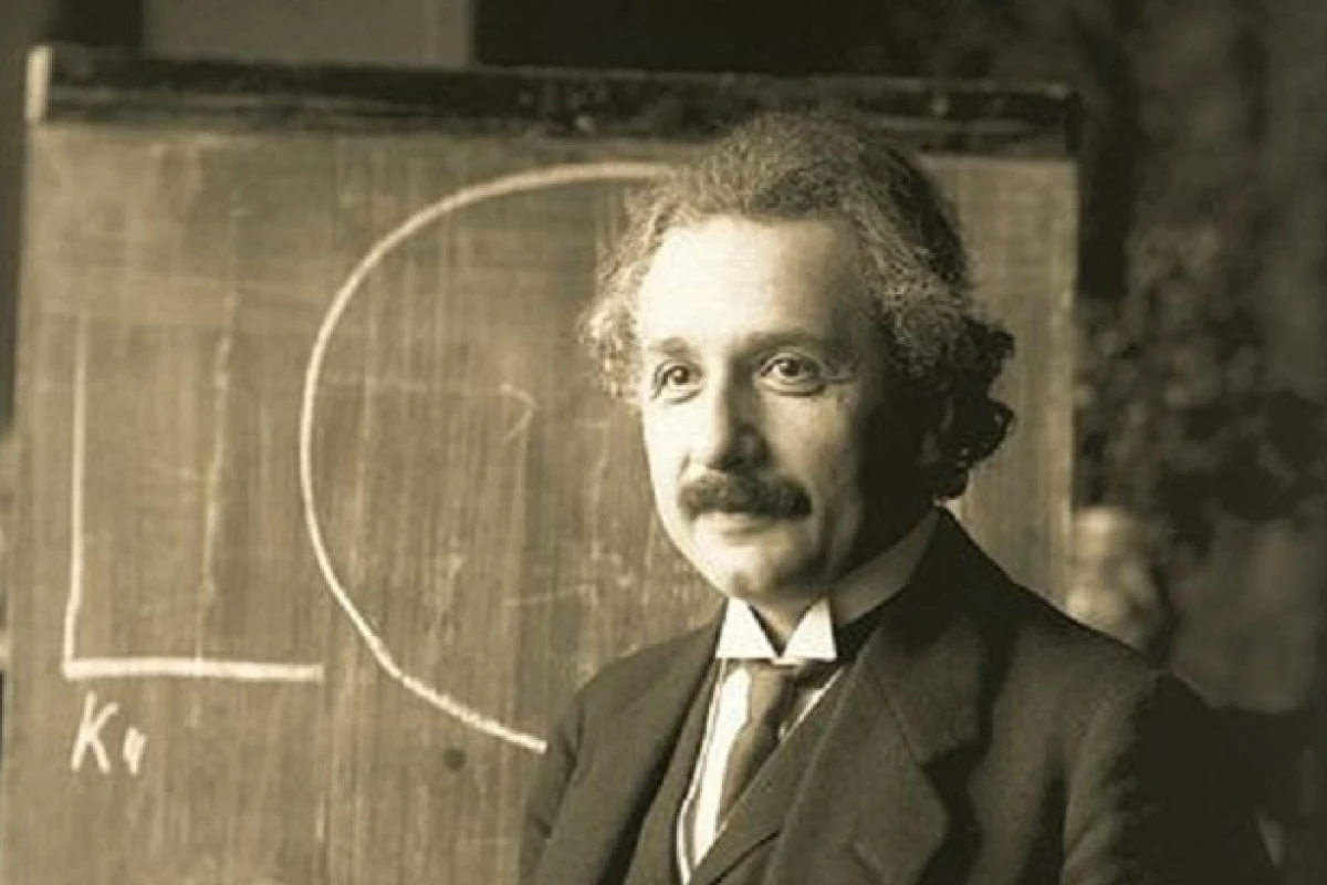 The collected papers of Albert Einstein's early life are now able to be viewed online