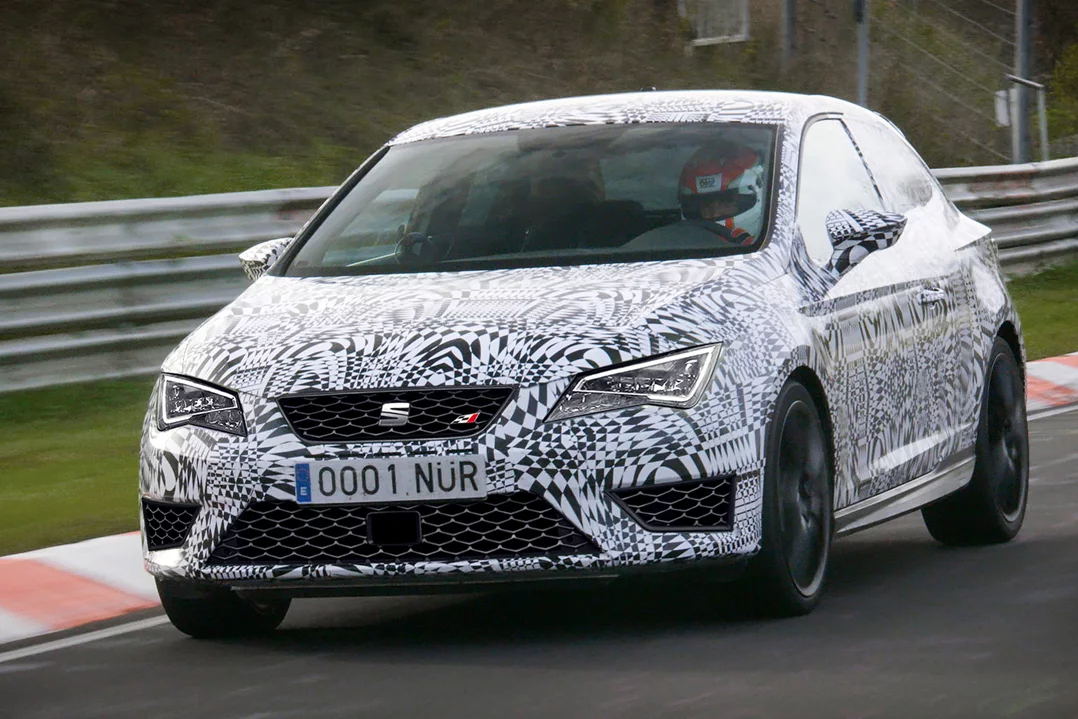 SEAT set the Nurburgring lap record several weeks before the Geneva Motor Show and did not do the traditional immediate announcement, though videos circulated on Youtube showing the record had been set, and a number of automotive journalists ran articles wondering if the videos were accurate or internet hoaxes.