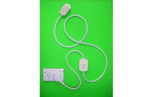 Simply plug your appliances into the eco-switch, then plug the eco-switch into the wall