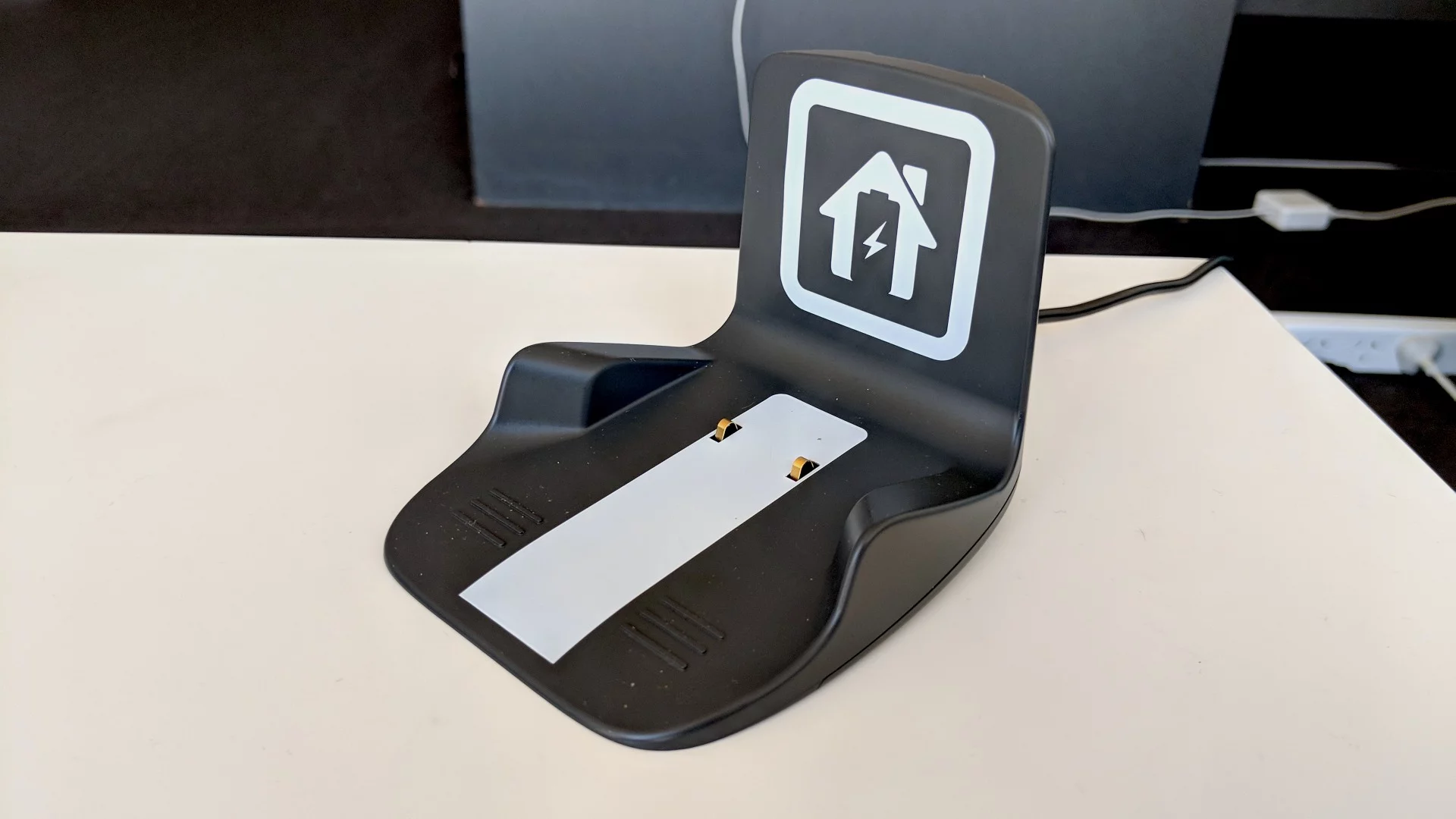 Vector can find his charger automatically when he needs it