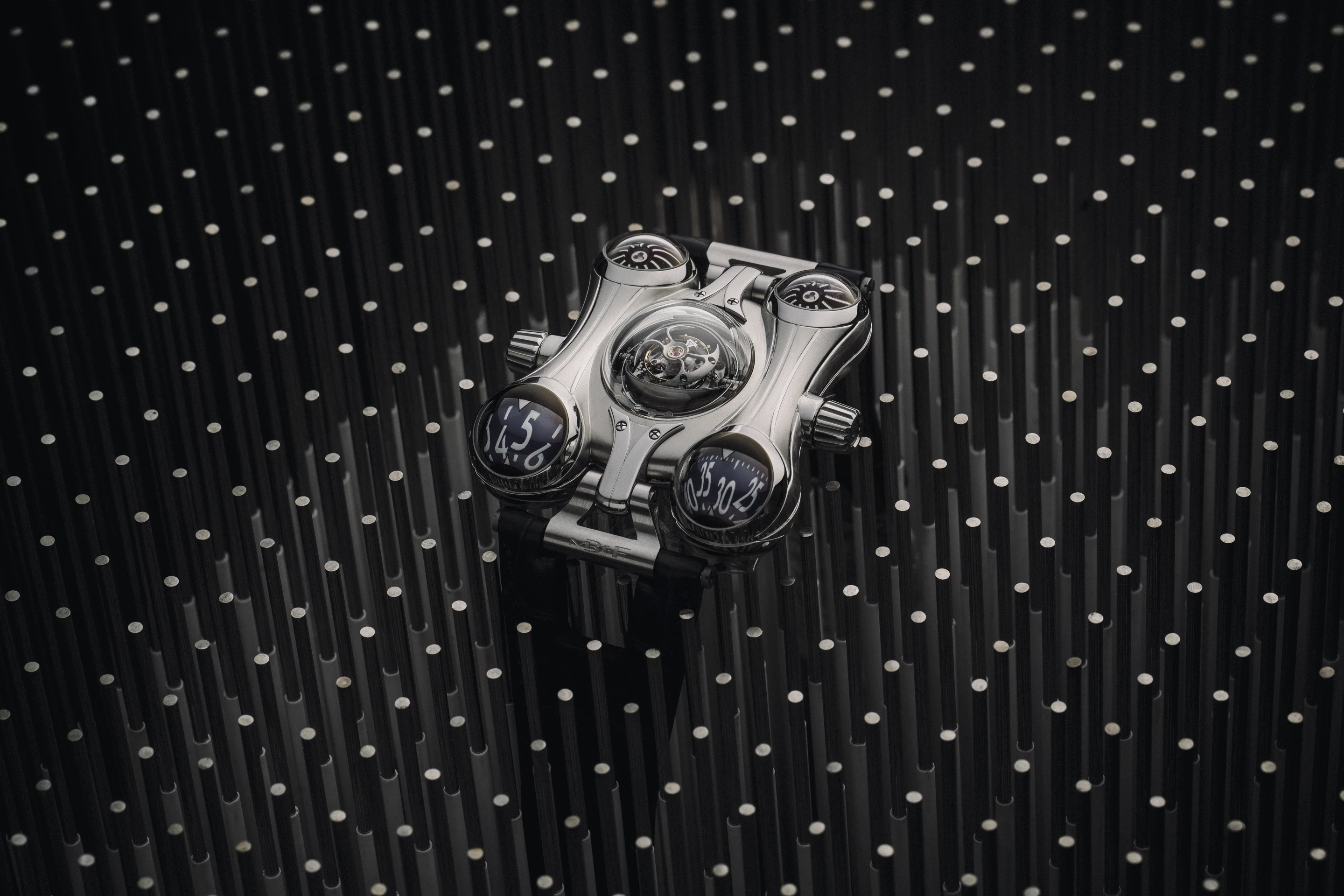 The MB&F HM6 Final Edition has conical gears